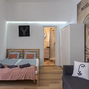 Acacia , Budapest Hungría